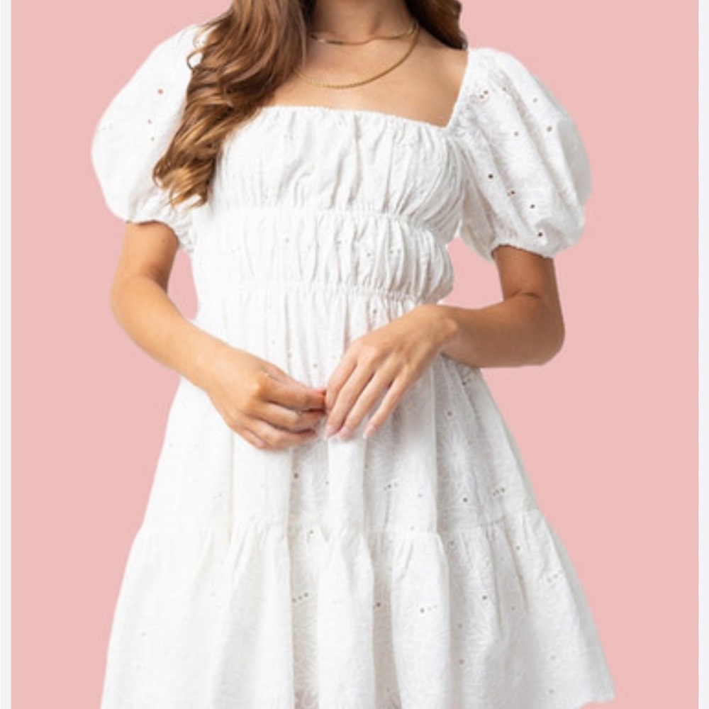 Elegant White Puff Sleeve Dress